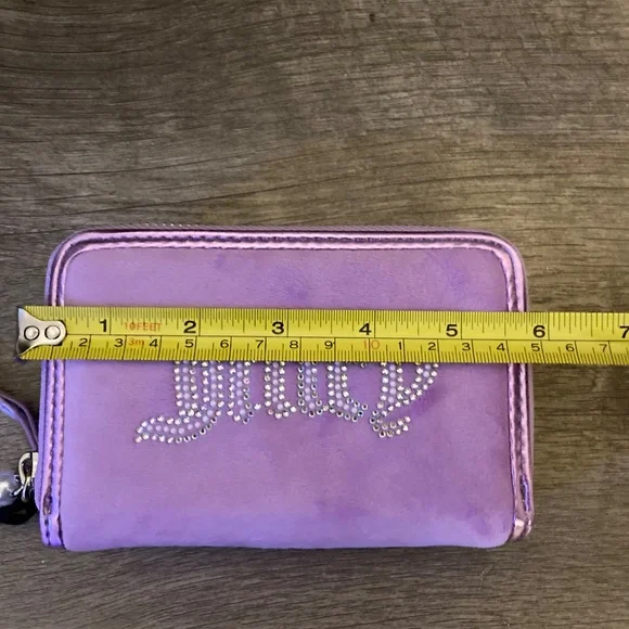 Juicy Couture String of Pearls Double Medium Zip Around Metallic/Velvet Wallet - Picture 10 of 14